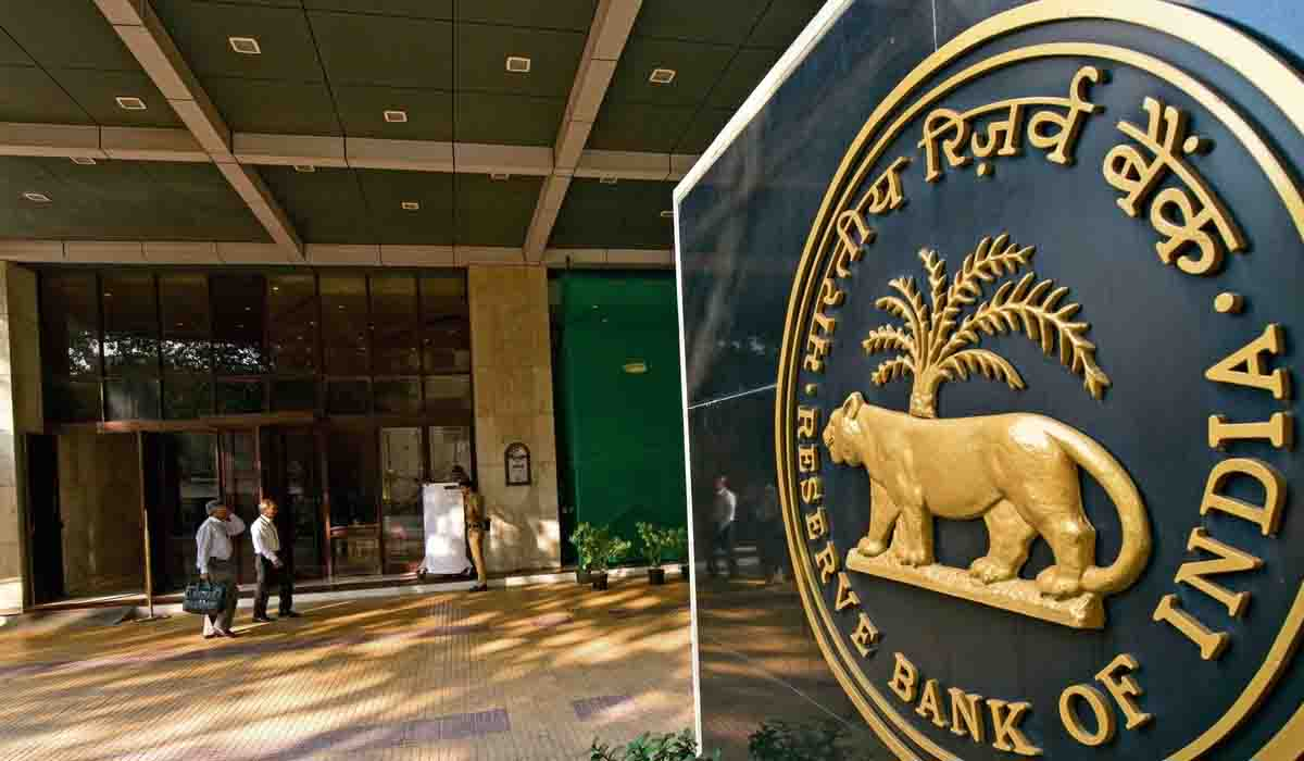 धमक्यांचं सत्र सुरूच…! आता RBI बँकेला बॉम्बनं उडवण्याची धमकी