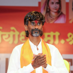 कुणबी प्रमाणपत्राचं वाटप सुरू, मनोज जरांगेंच्या लढ्याला यश