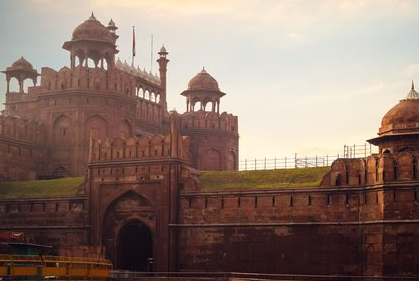 इतना डरना जरुरी है…!