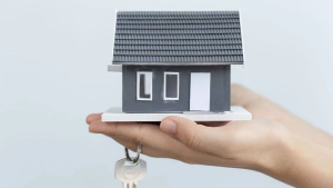 गृहकर्ज घेतल्यानंतर क्रेडिट स्कोअर वाढला, बँका कर्जाचे व्याजदर कमी करतील, जाणून घ्या