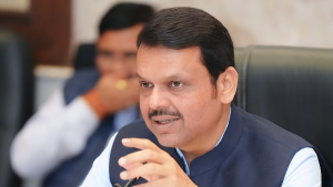 शपथविधीआधी NCP चे शिष्टमंडळ फडणवीसांच्या भेटीला; राजकारणात खळबळ