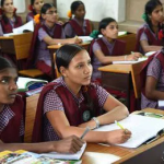 गुडन्यूज! इयत्ता 1 ते 8 वीच्या विद्यार्थ्यांना मोफत दप्तर; राज्य सरकारकडून 165 कोटींची तरतूद