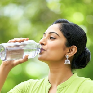 माणूस फक्त पाण्यावर किती दिवस जगू शकतो?