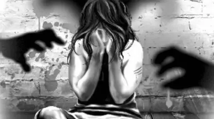 धक्कादायक! १३ वर्षीय मुलीवर सामूहिक अत्याचार दुचाकीवरून फिरवण्याचा बहाण्याने नेले?