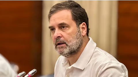 विद्यार्थ्यांच्या सुरक्षेवरून राजकारण तापले राहुल गांधींच्या प्रश्नाने राजकारणात खळबळ?
