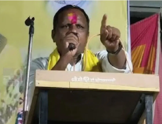 मराठा समाजाच्या तरुणी ओबीसी मंत्र्यांच्या घरात घुसतात, नवनाथ वाघमारे यांचे विधान, थेट वाद?