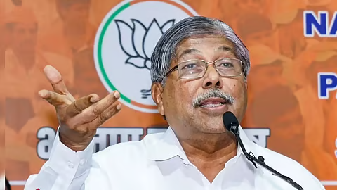 महायुतीकडे ४,४०० ठराव, आता कोणाची गरज नाही?